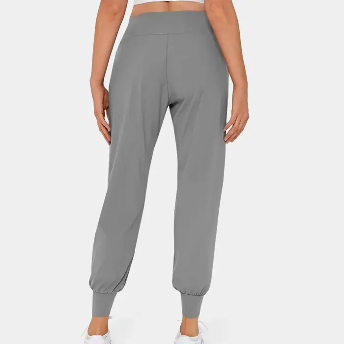 sports-pants-womensak