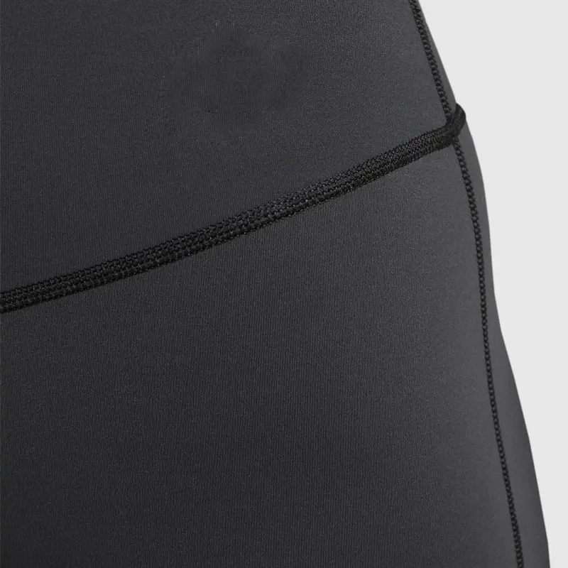 black leggings