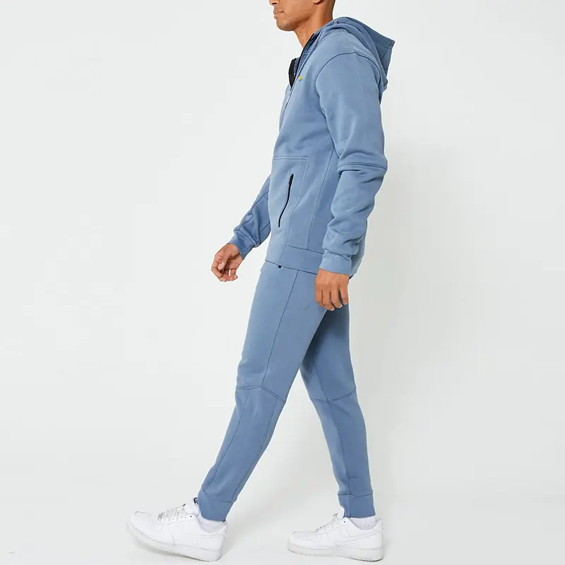 gym tracksuit.png