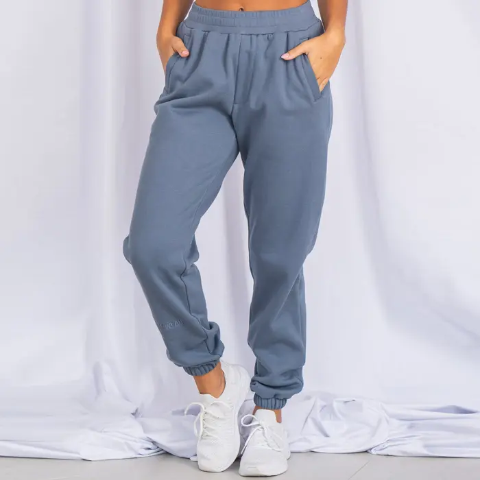 custom-track-suit-with-logo-girlbpy