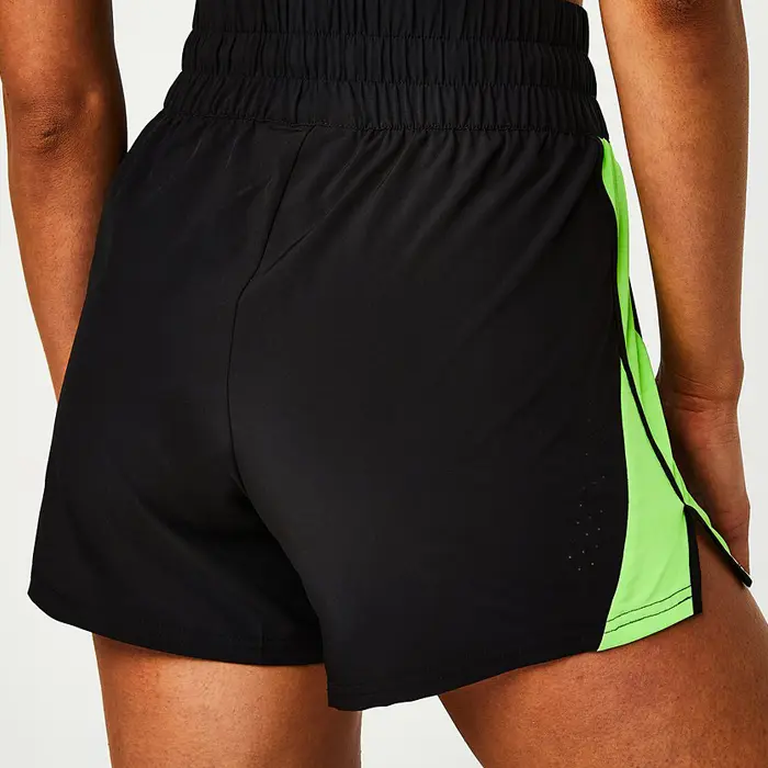 women's-shorts9o9