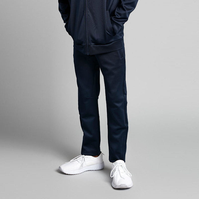 active wear kids.png
