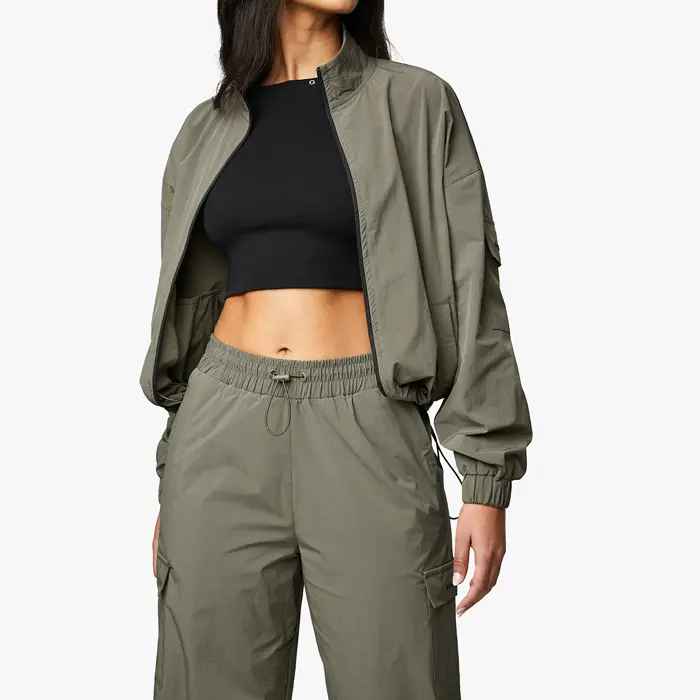 women-sports-tracksuits.jpg